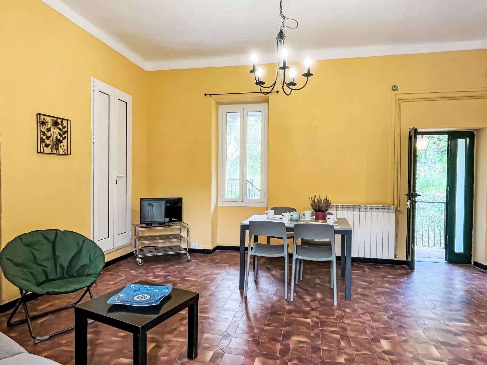 Giove-Inside