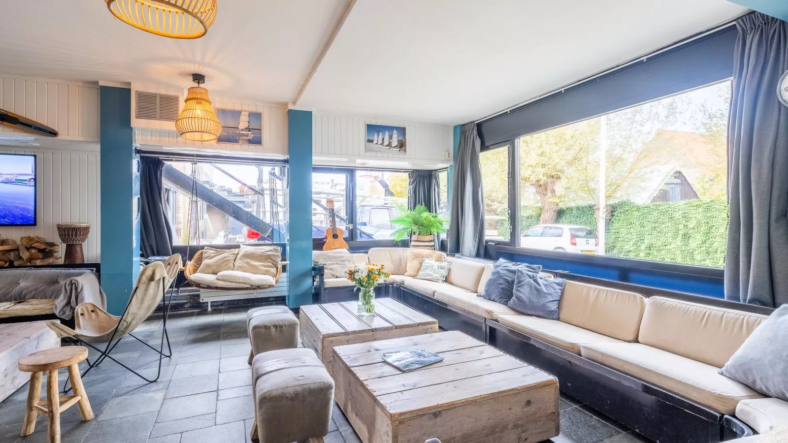 De Kaag Watersport Groepsaccommodatie - 30 pers-Living room