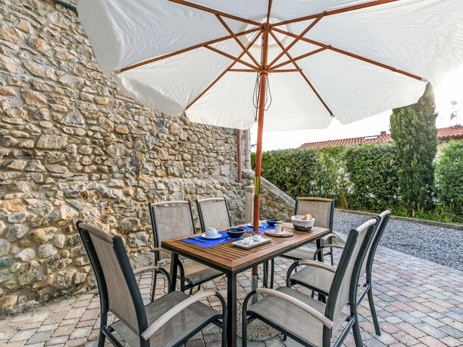 Casa delle Ginestre-Outside