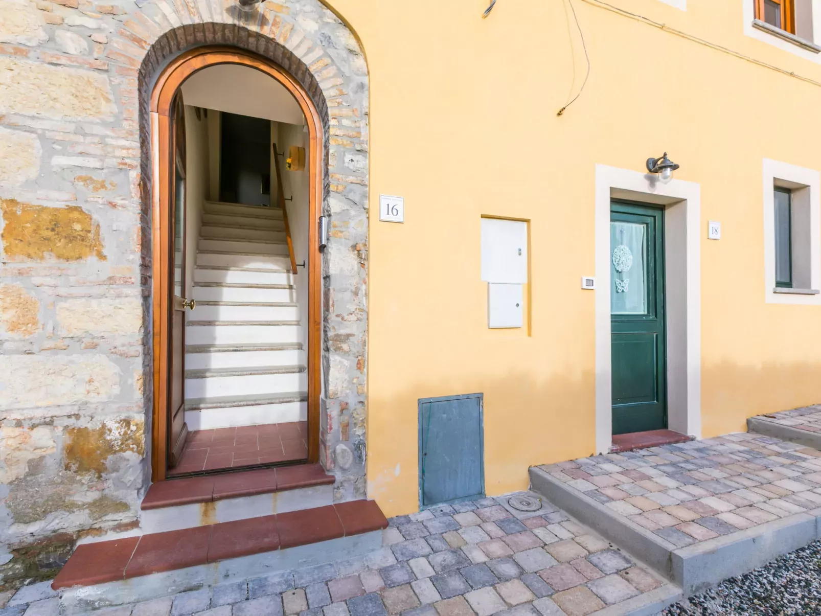 Casa delle Ginestre-Outside