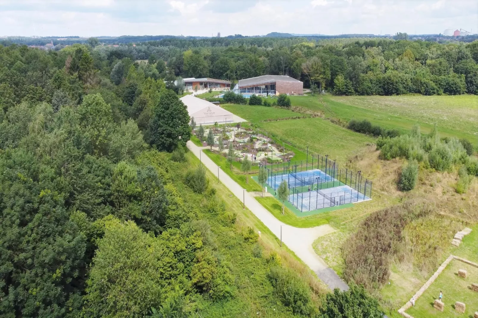 The Lodge by YourNature-Areas summer 1km