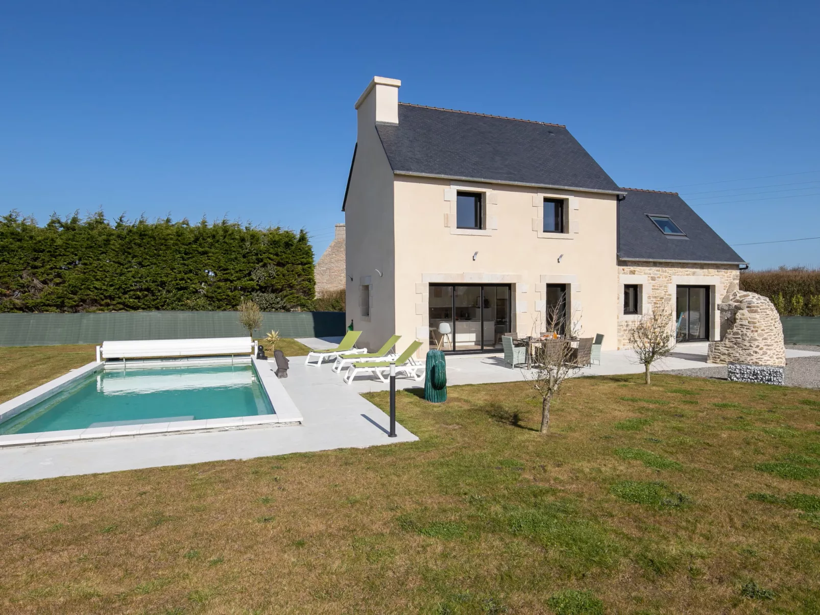 La Maison de Parrain-Dehors
