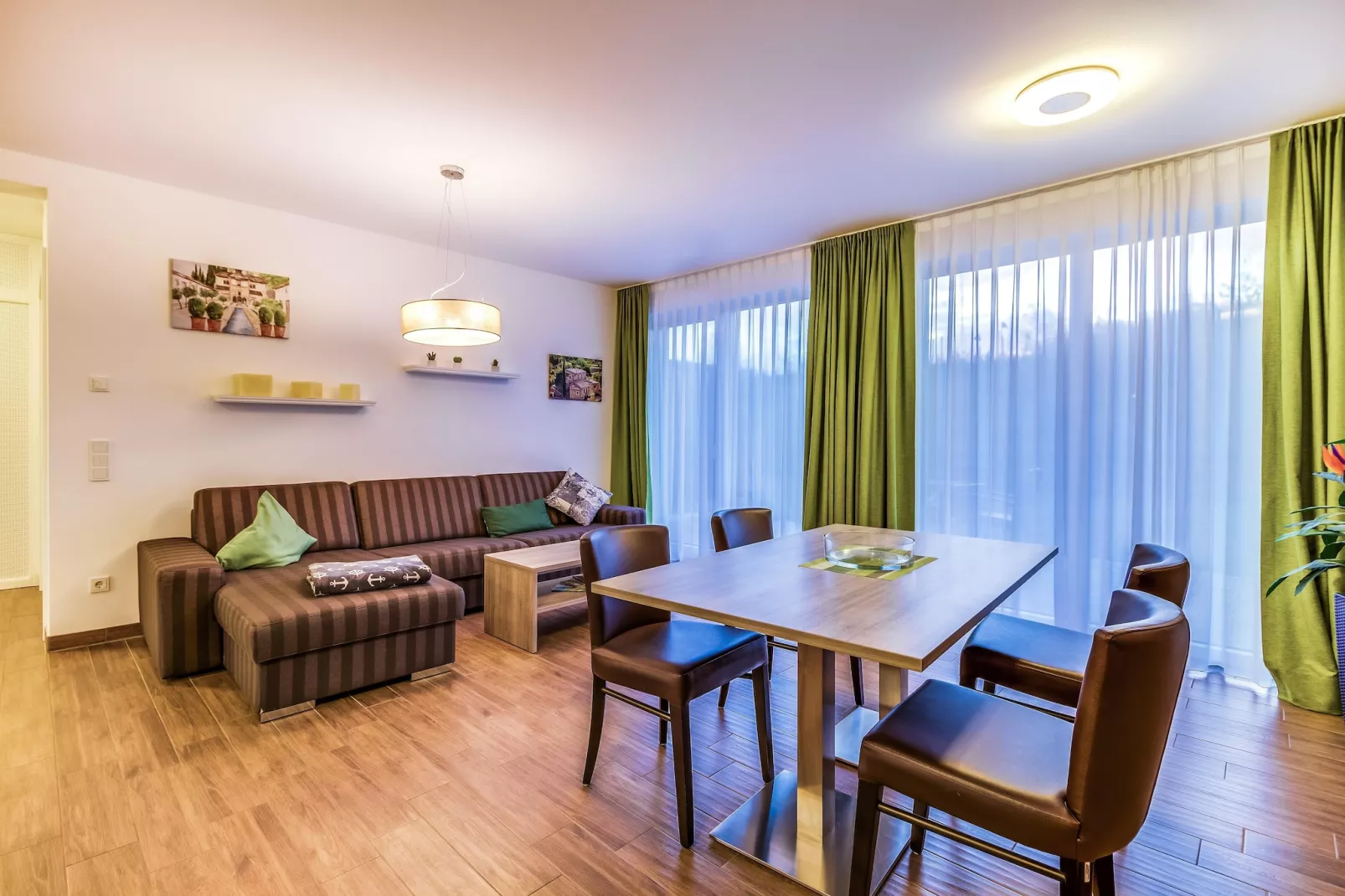 LAGOVIDA - FWP Ankerplatz 4 Personen-Dining room
