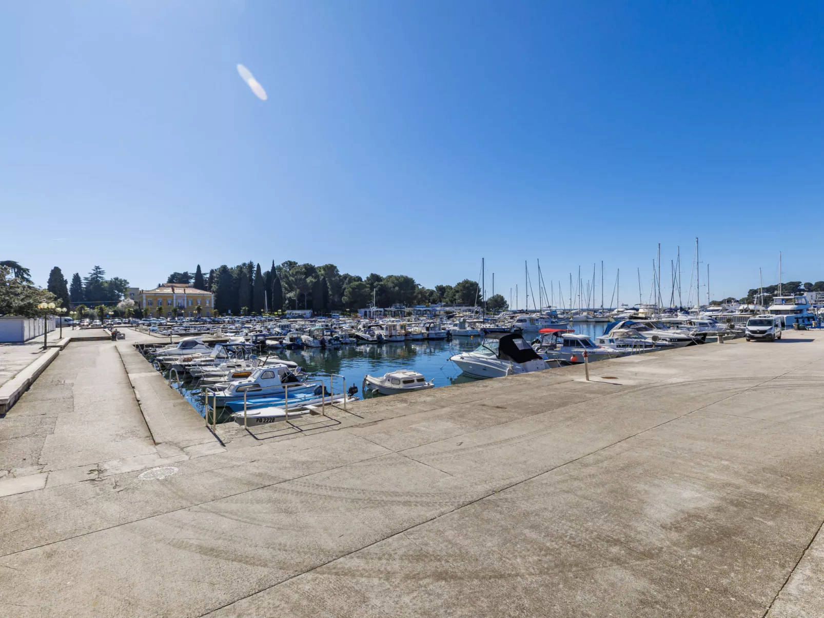 Poreč Center Sea-Outside