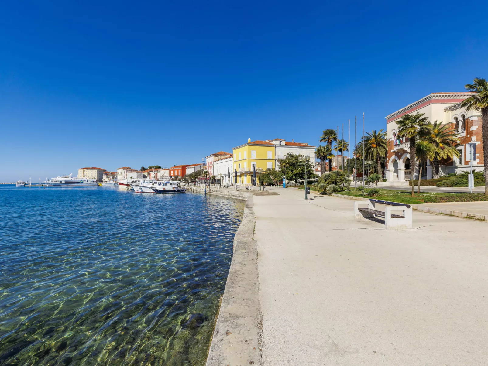 Poreč Center Sea-Outside