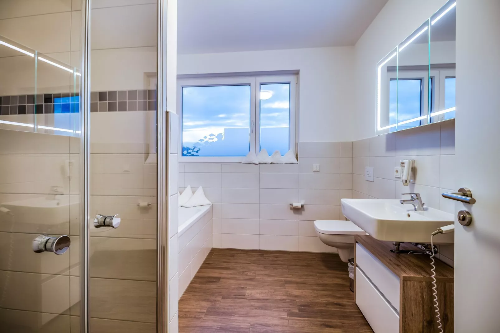 LAGOVIDA - FWP Ankerplatz 4 Personen-Bathroom