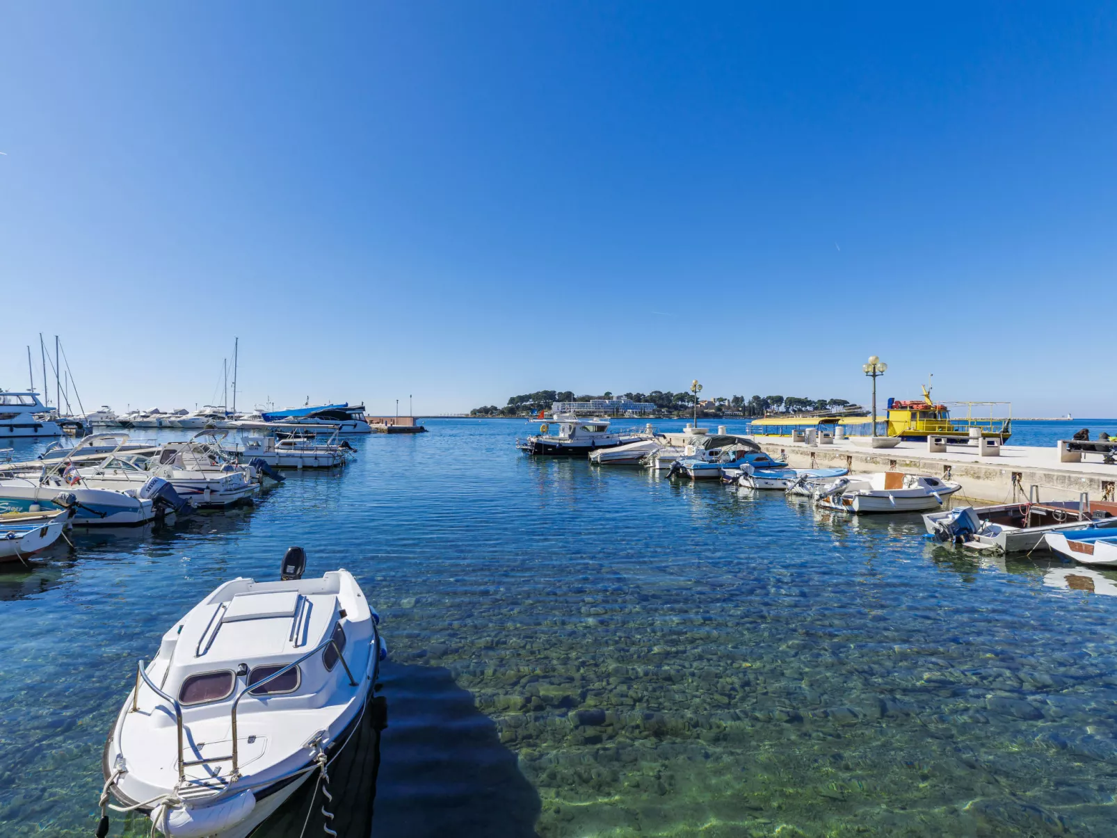 Poreč Center Sea-Outside