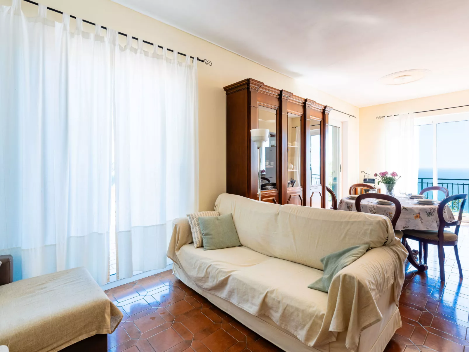 Casa Cycas-Inside