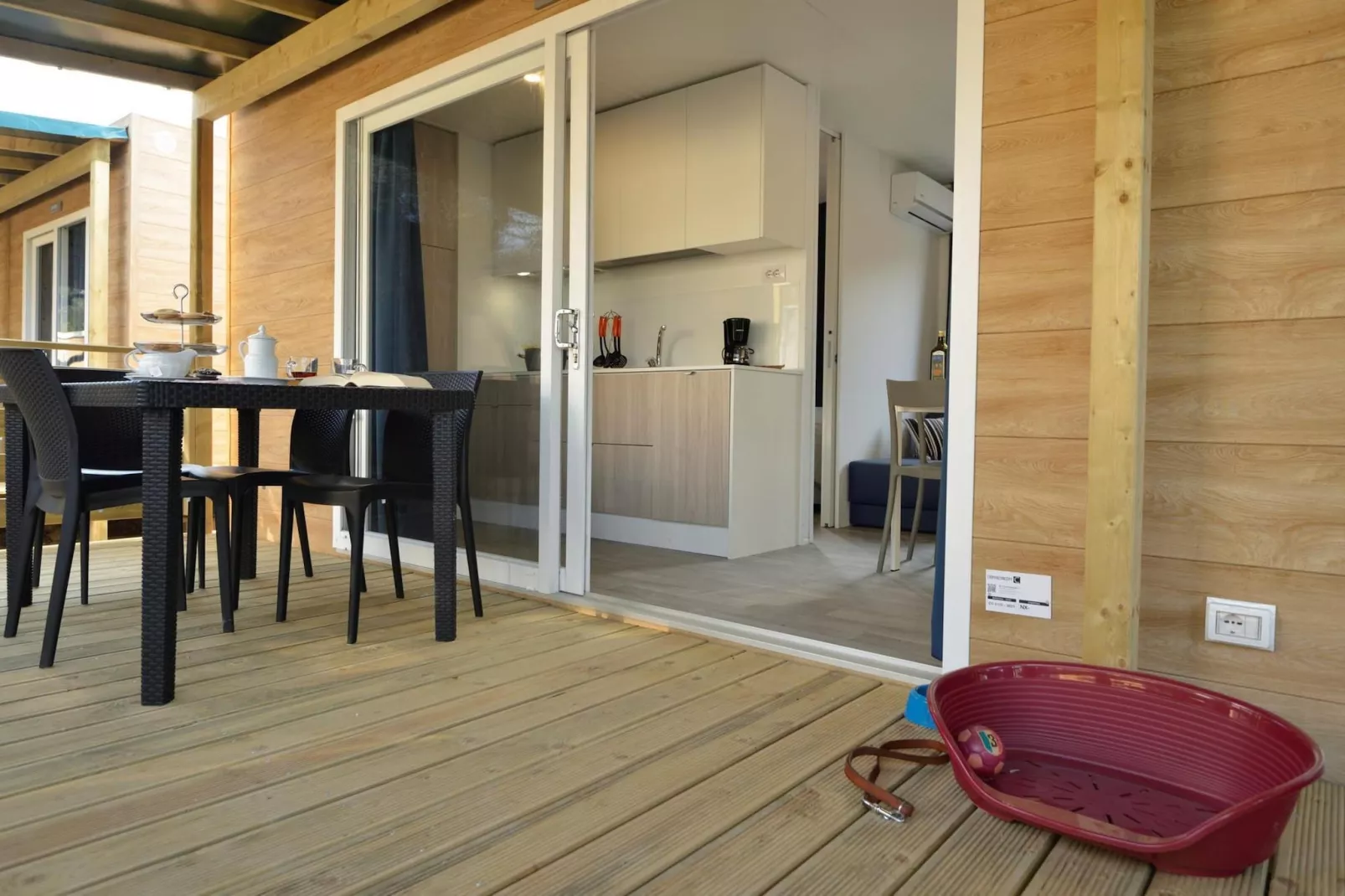 Caravan park della Colombaia Padenghe sul Garda-CM Panorama Spa Dog-Living room