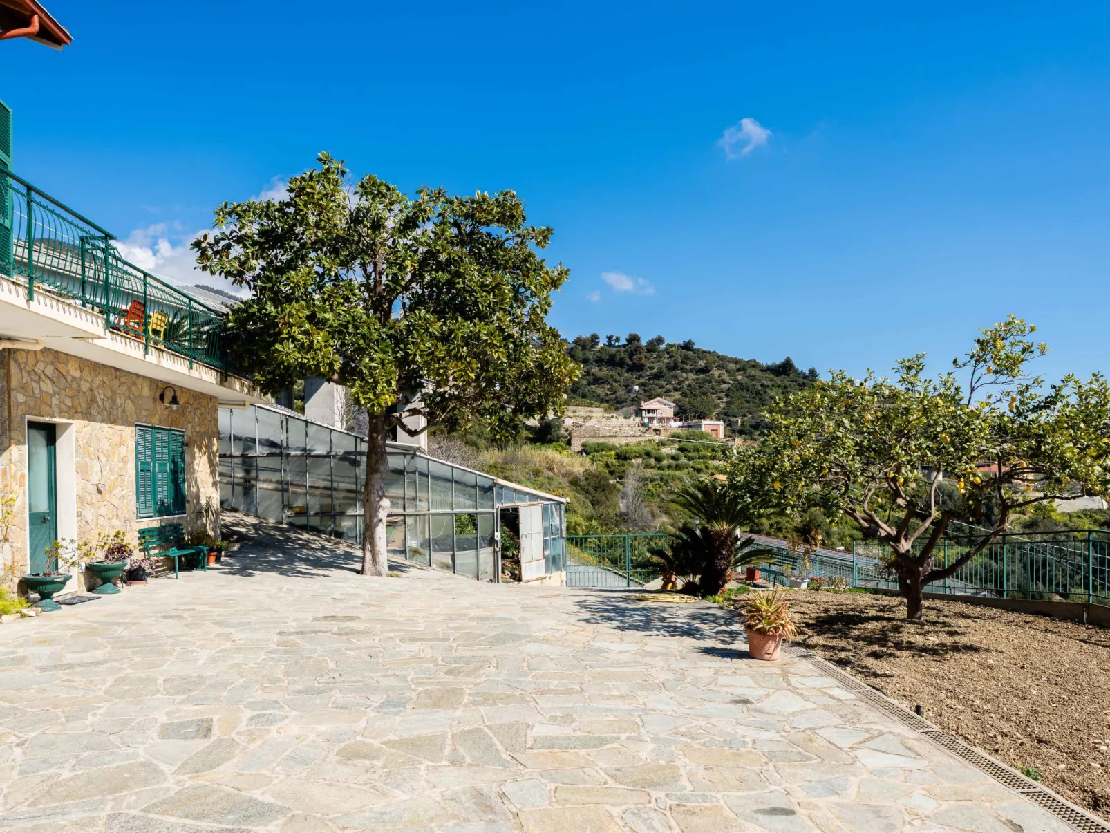 Casa Cycas-Outside