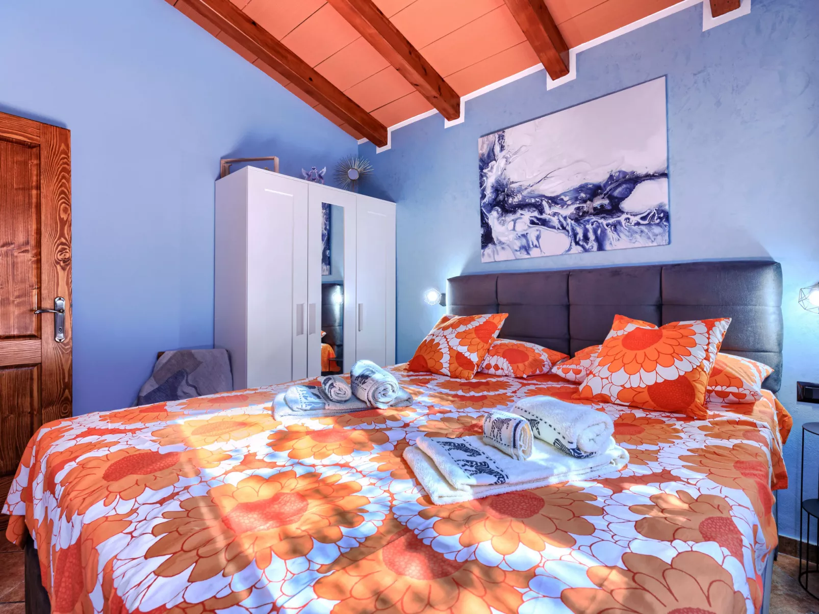 Villa Mariuccia-Inside