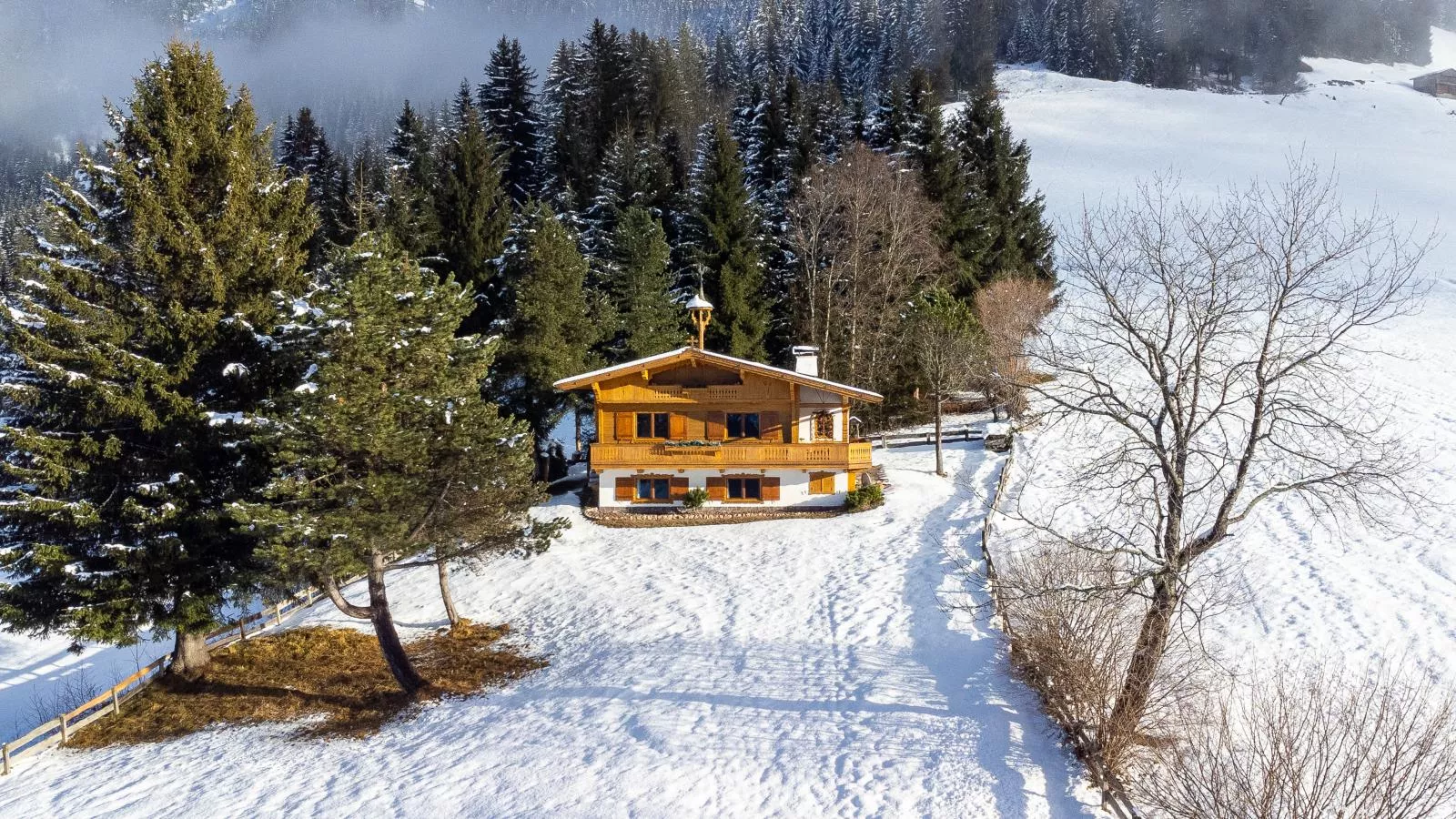Hütte zum Dillental-Exterior winter