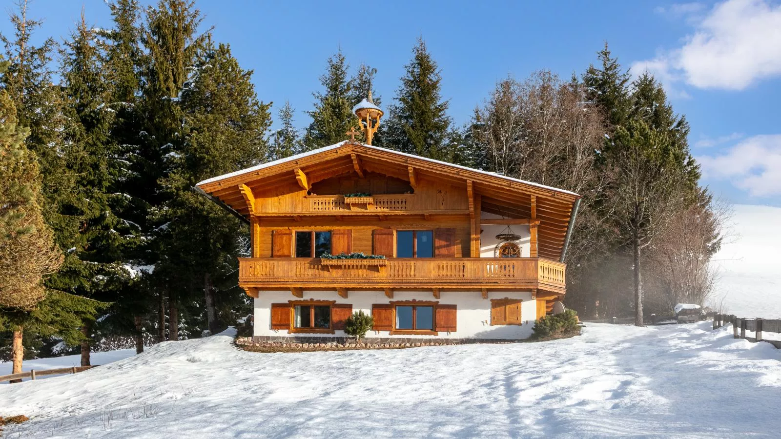 Hütte zum Dillental-Exterior winter