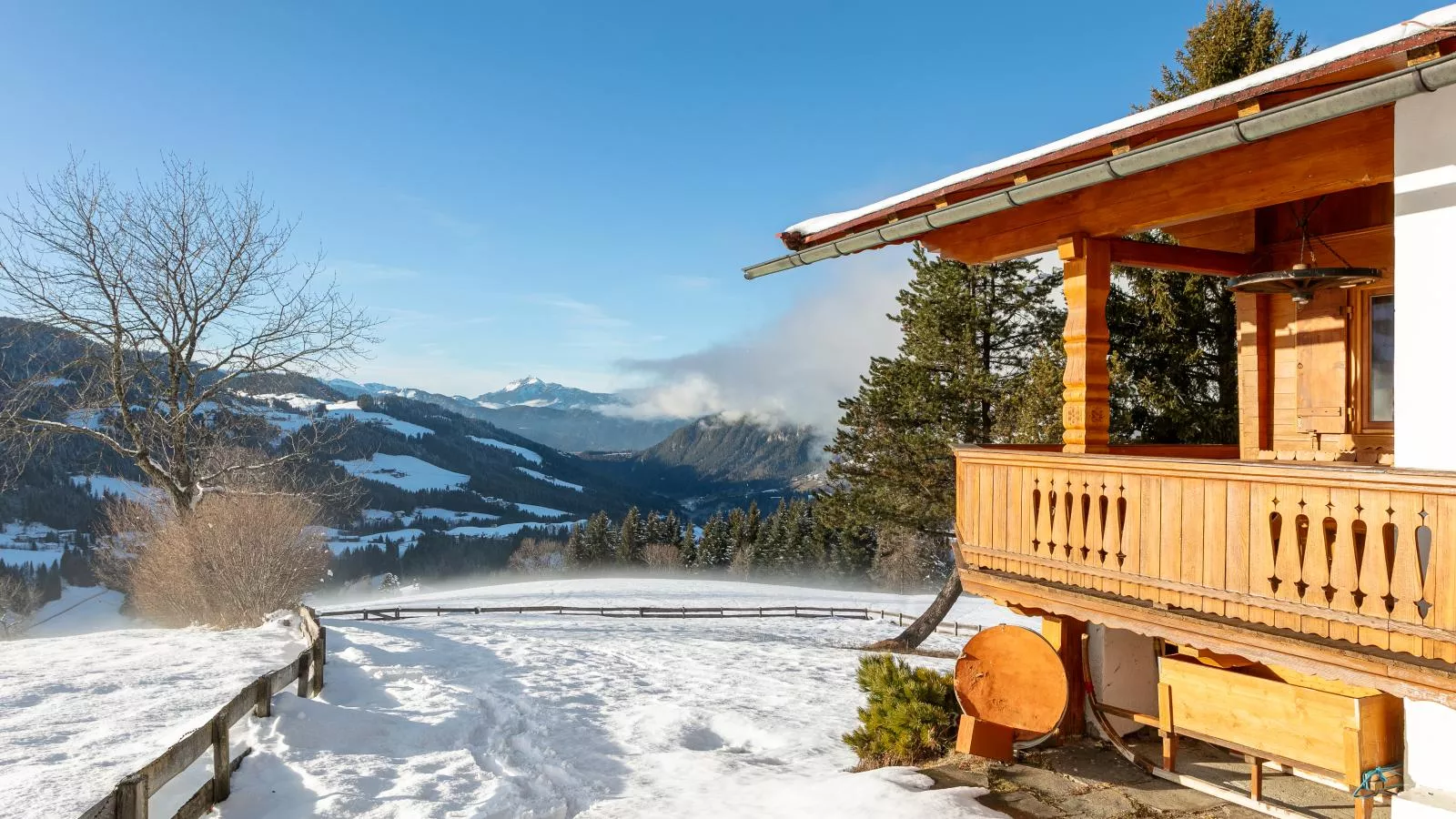 Hütte zum Dillental-Exterior winter