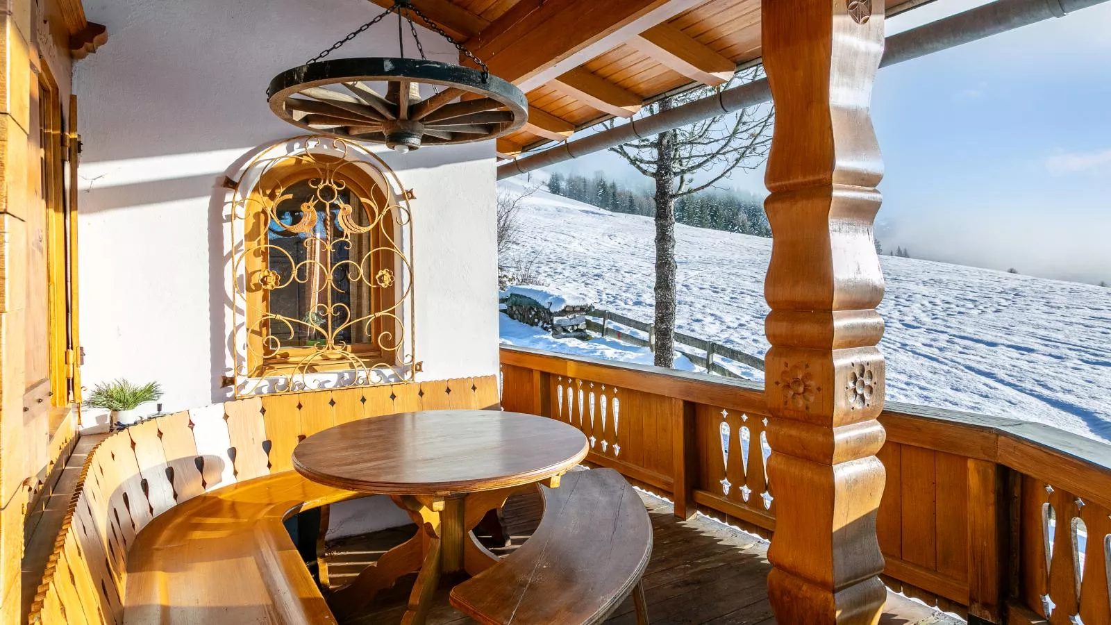 Hütte zum Dillental-Terrace balcony