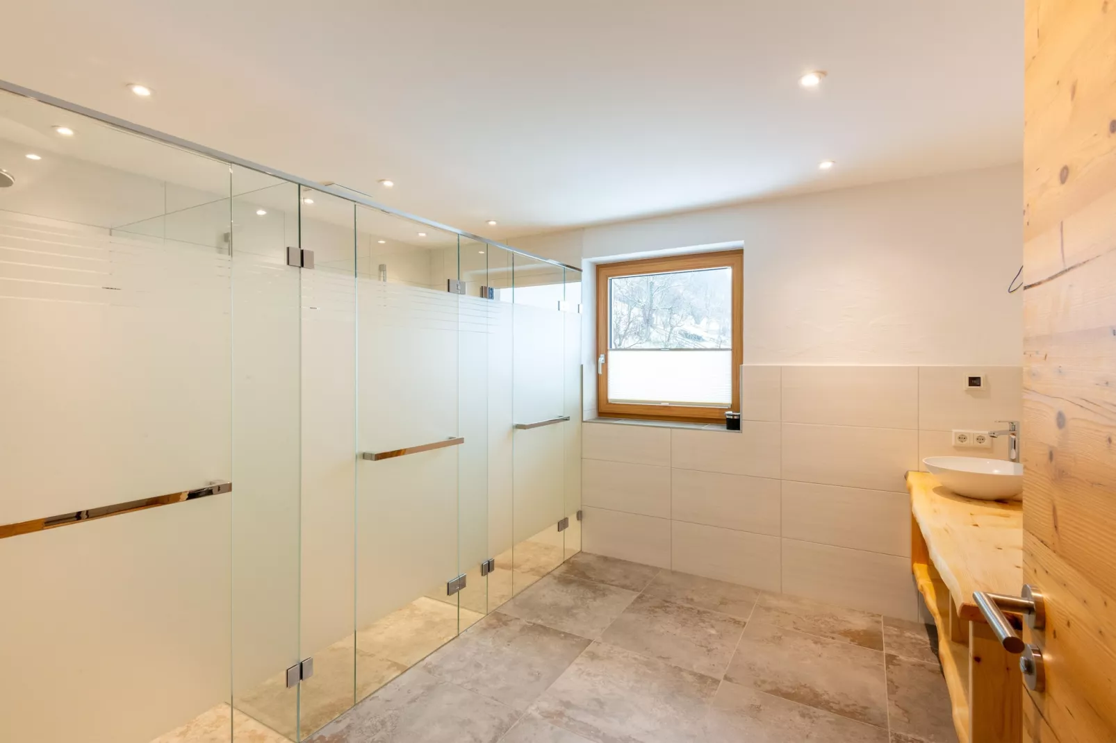 Bauernhaus Guggengut-Badezimmer