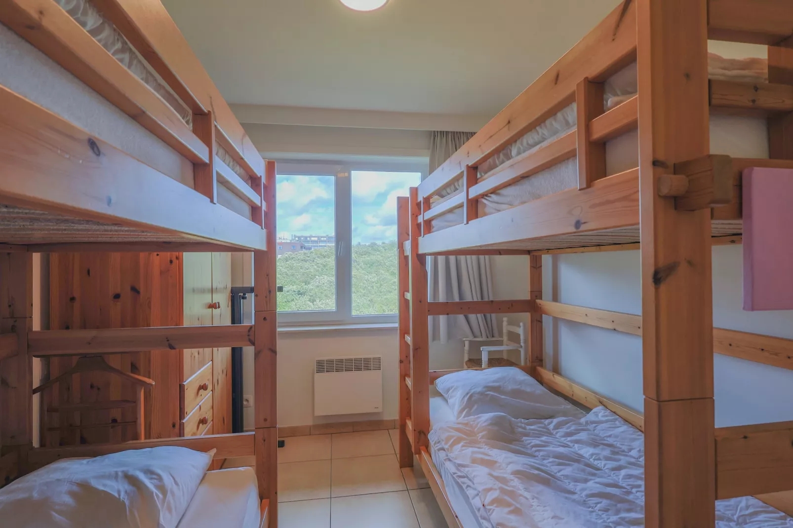 ZEEB C/ZEE82-Schlafzimmer