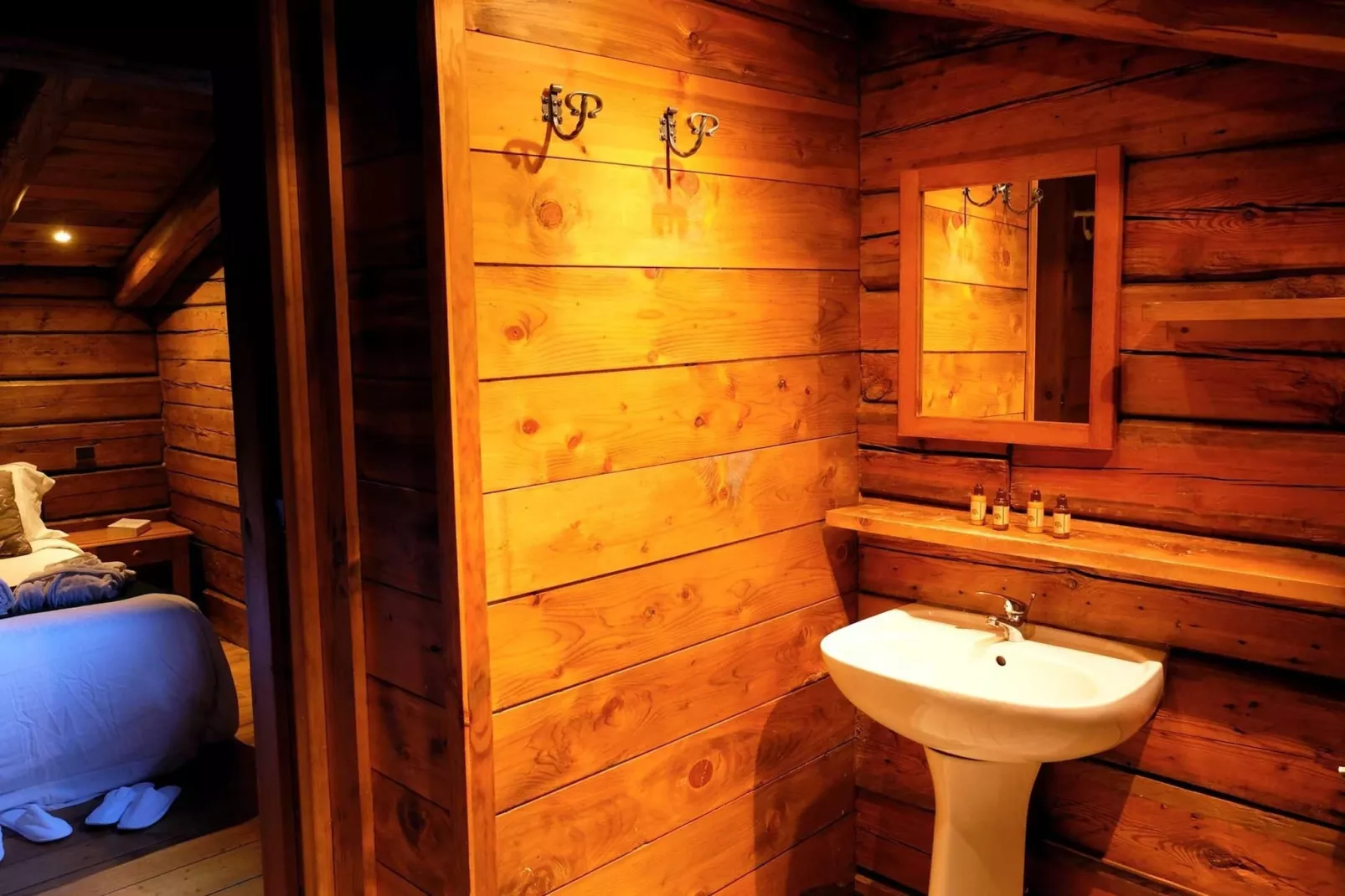Chalet Elliot Est-Bathroom