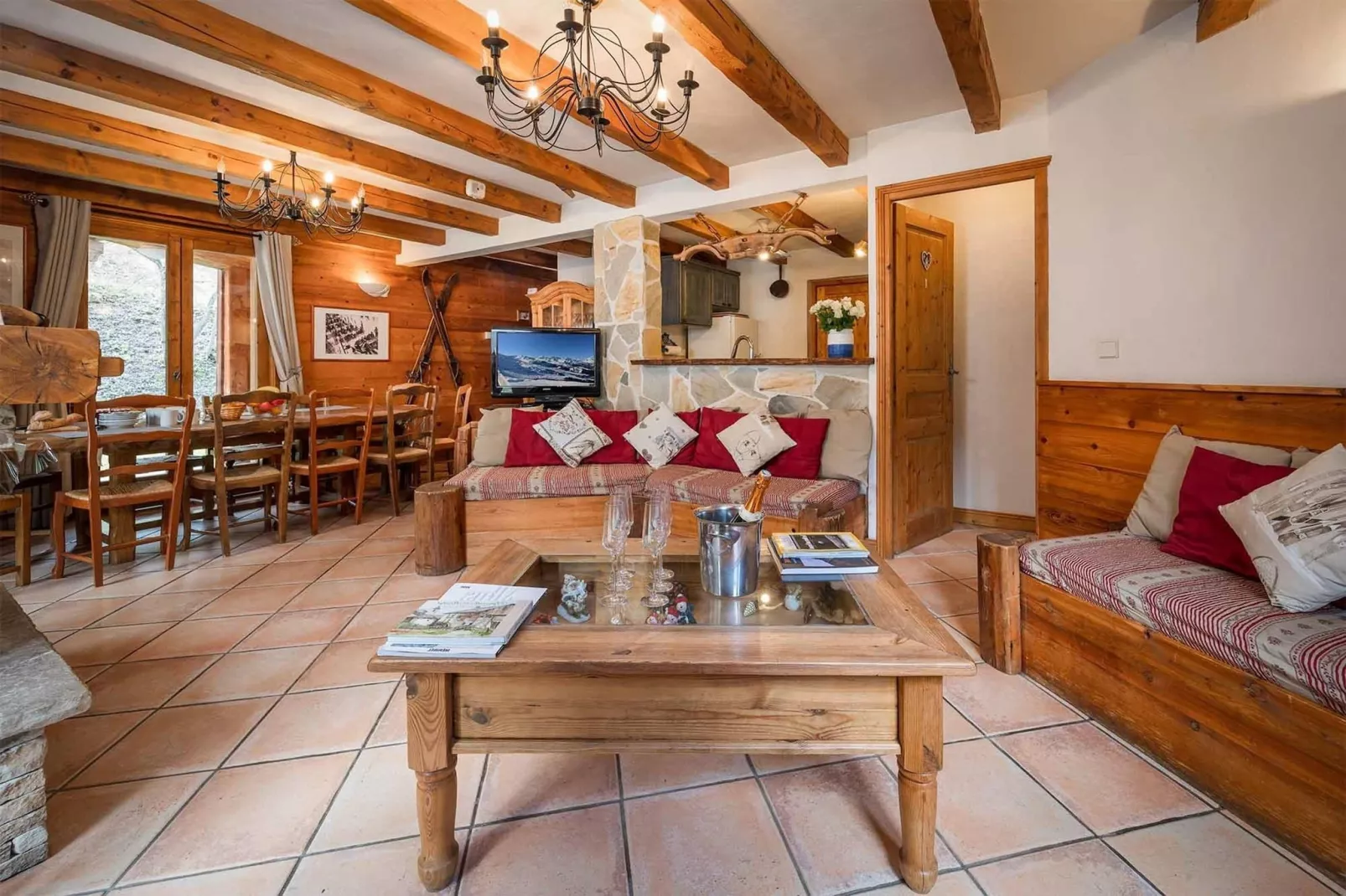 Chalet Lea-Living room