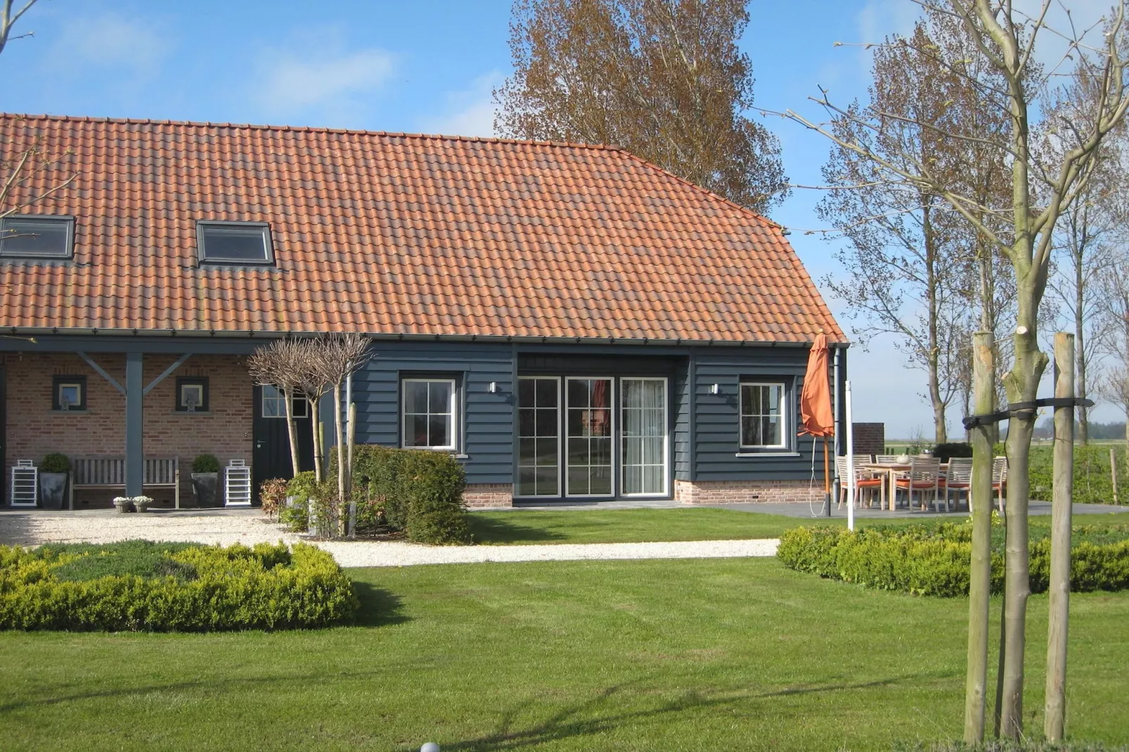 Hof 't Suytsant Doyenne-Exterior summer