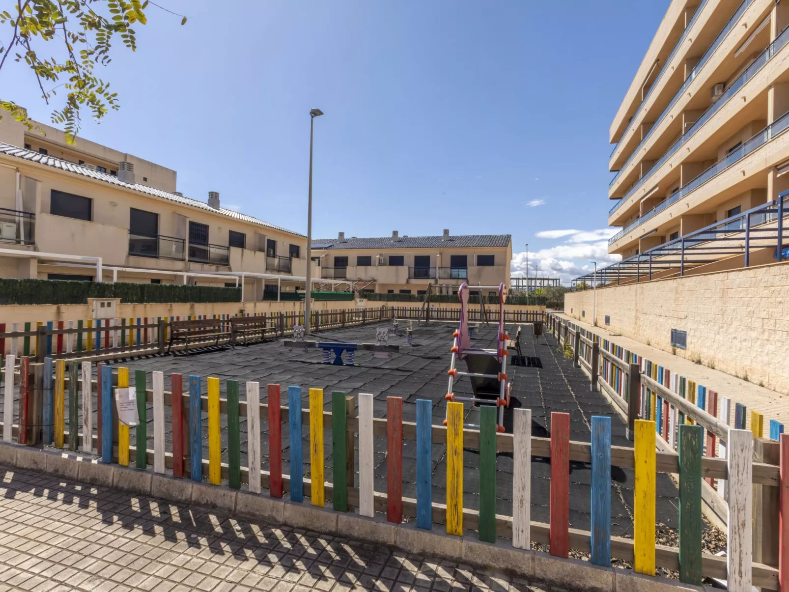 Torrenova IV-Outside