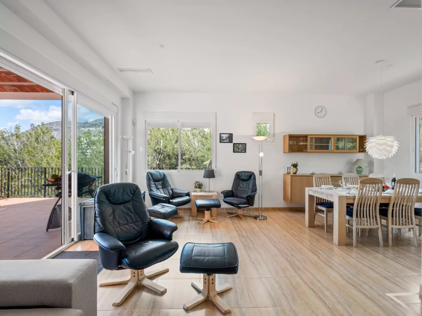 Vista Bernia-Inside