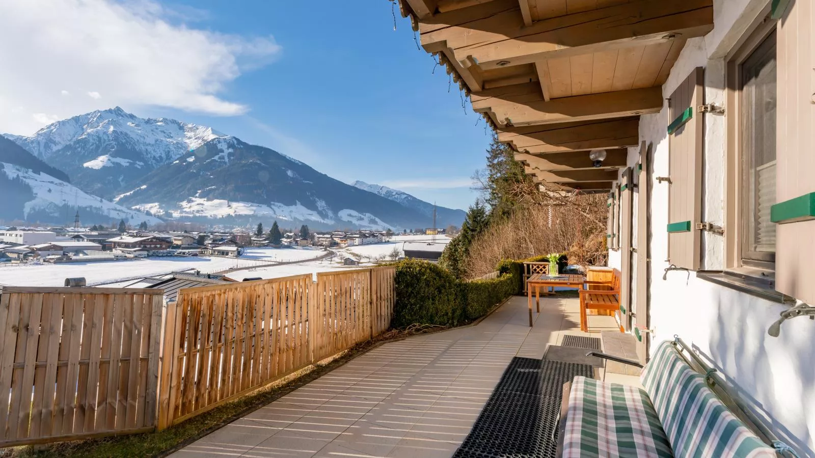 Elisabeth Sonnenseite-Terrace balcony