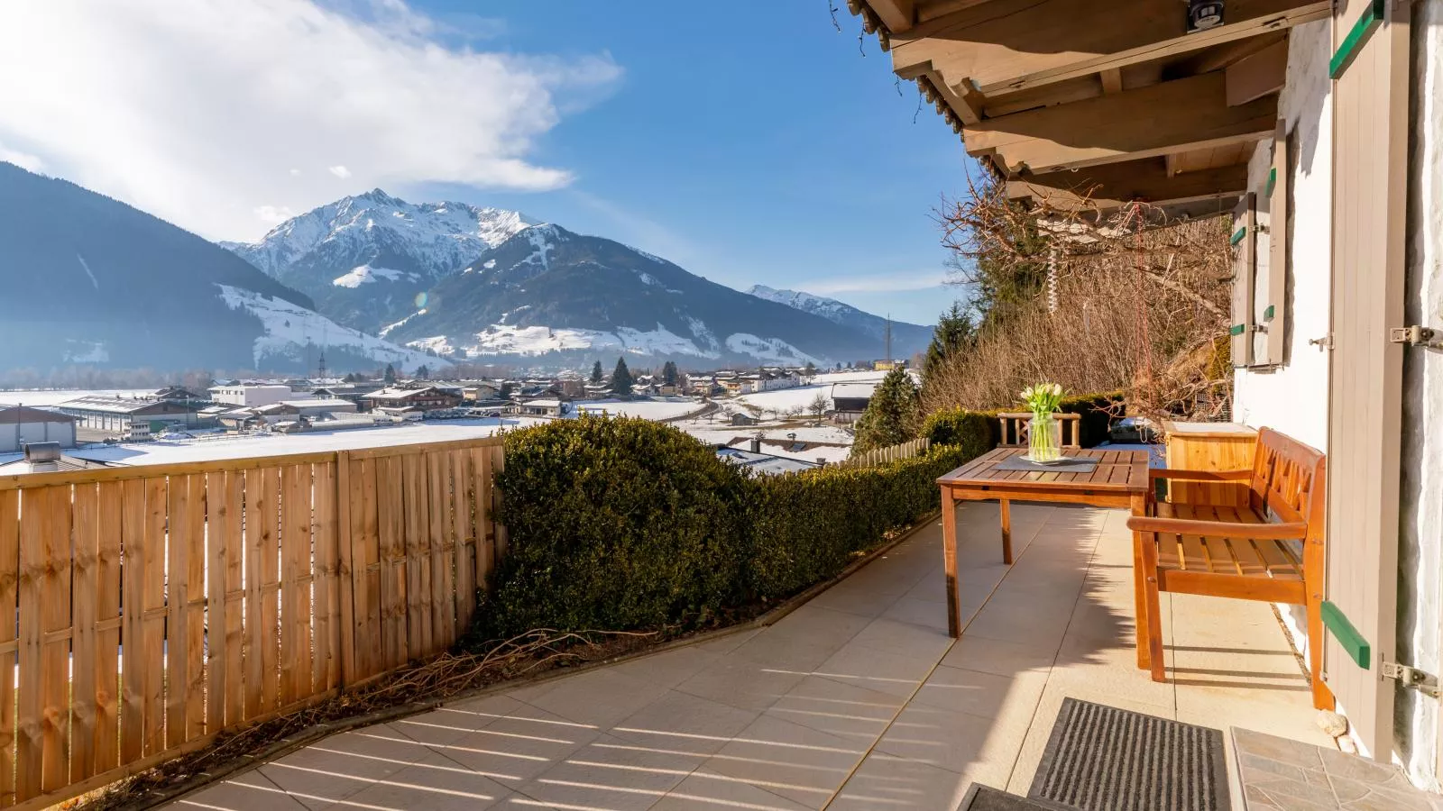 Elisabeth Sonnenseite-Terrace balcony