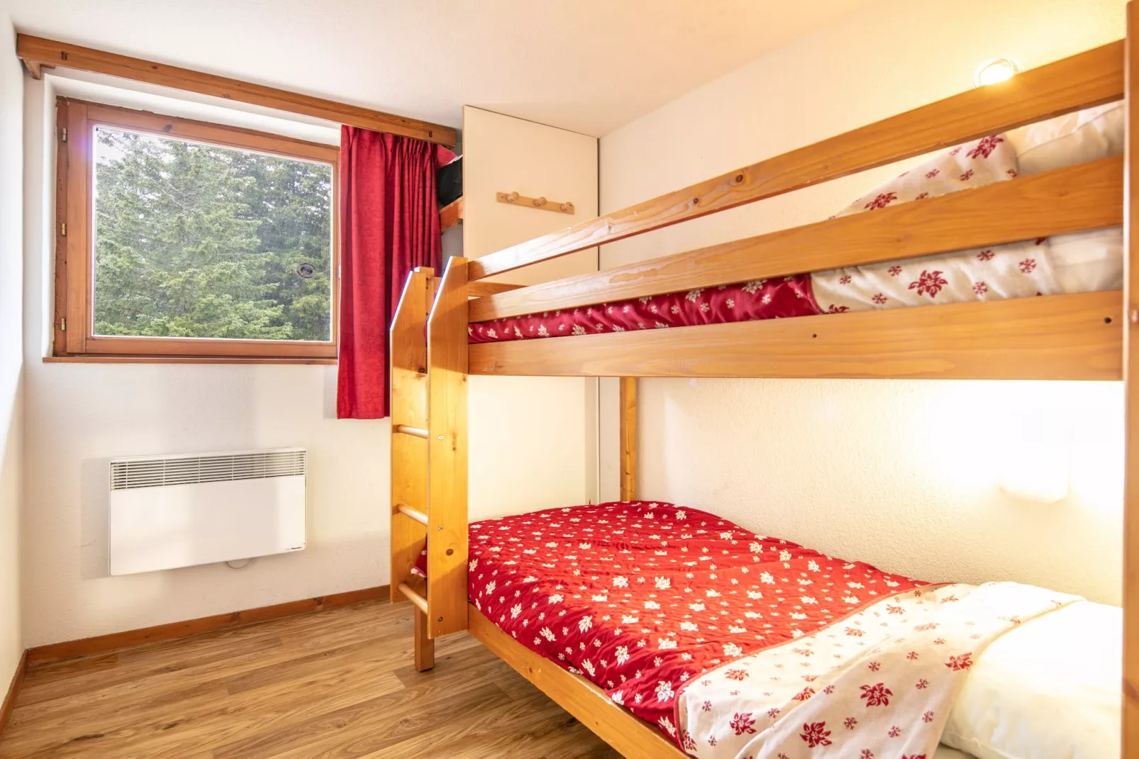 V du Bachat Arolles A N°21 - 4P8-Bedroom