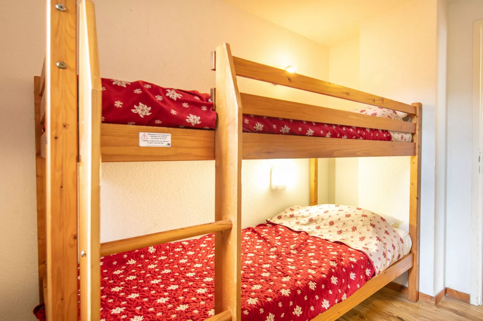 V du Bachat Arolles A N°21 - 4P8-Bedroom