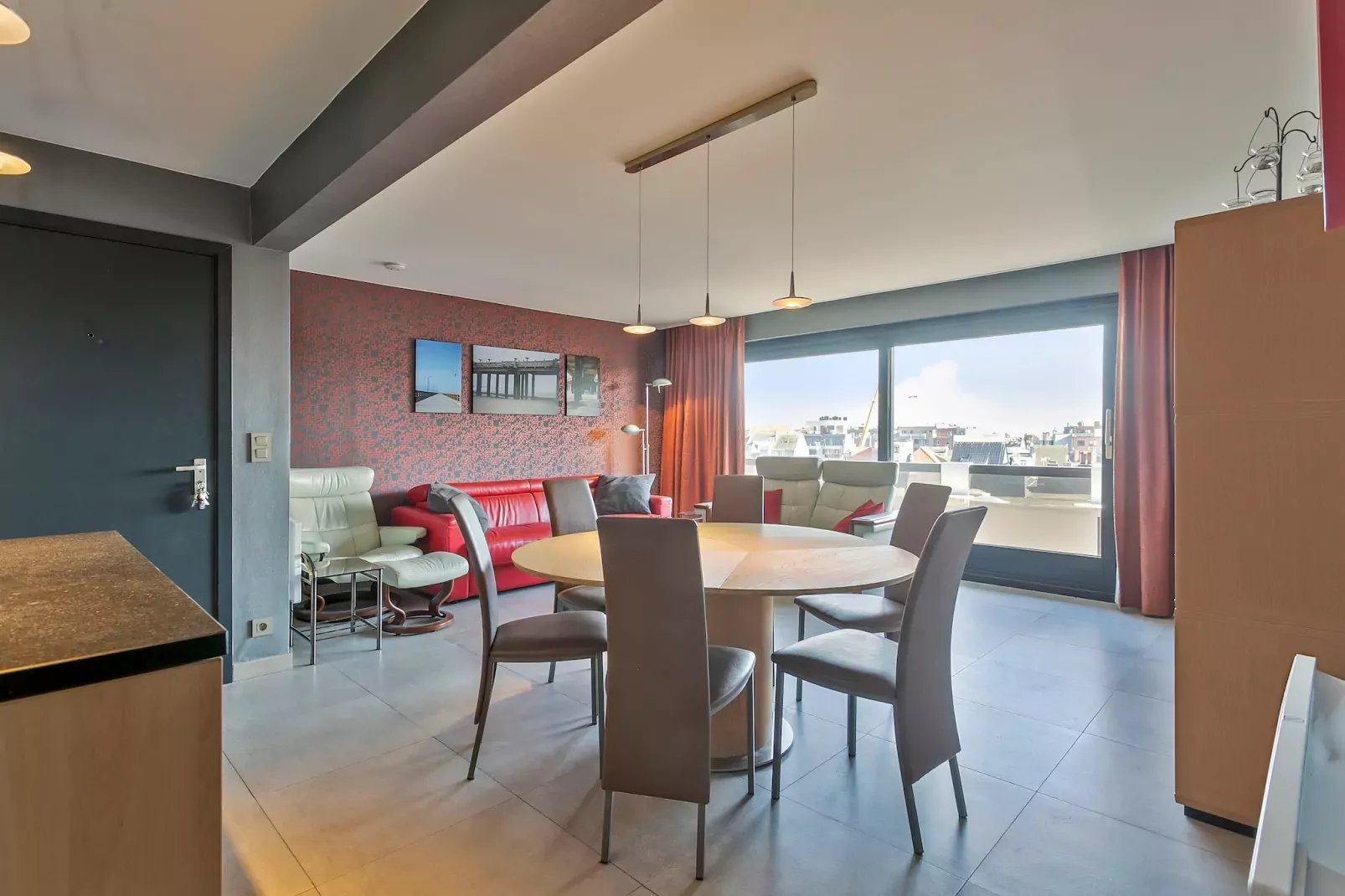 Wohnung mit 4 Zimmern und Terrasse-Esszimmer