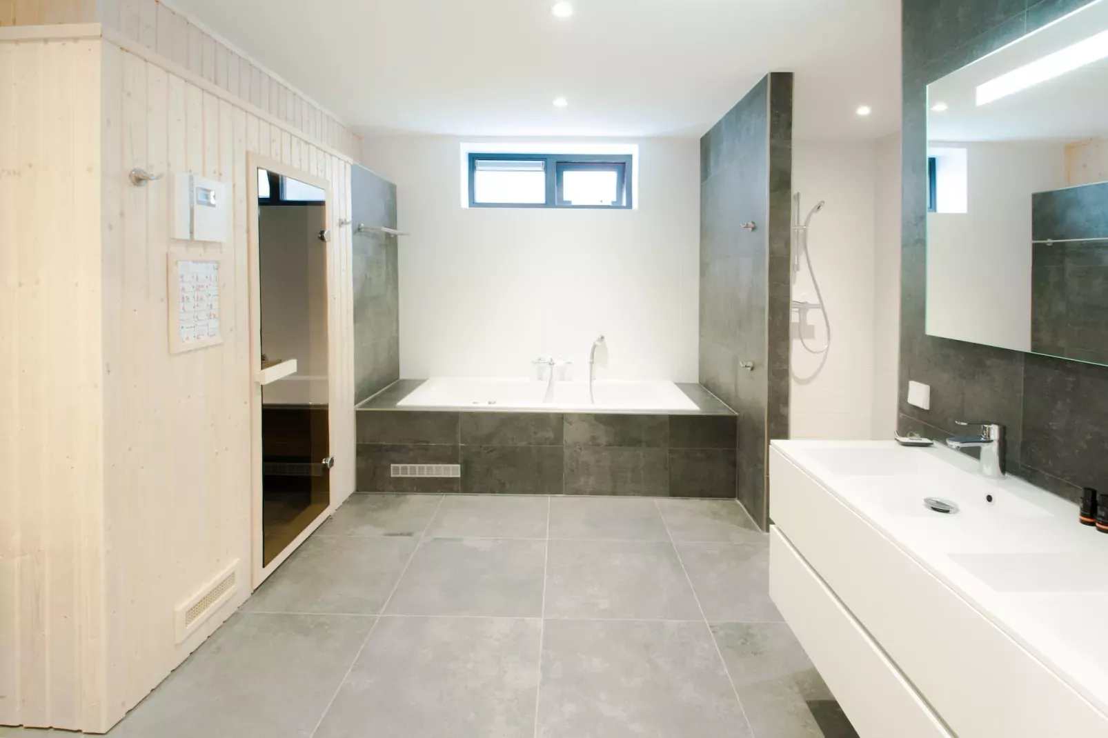 Resort Waterrijk Oesterdam 16-Bathroom
