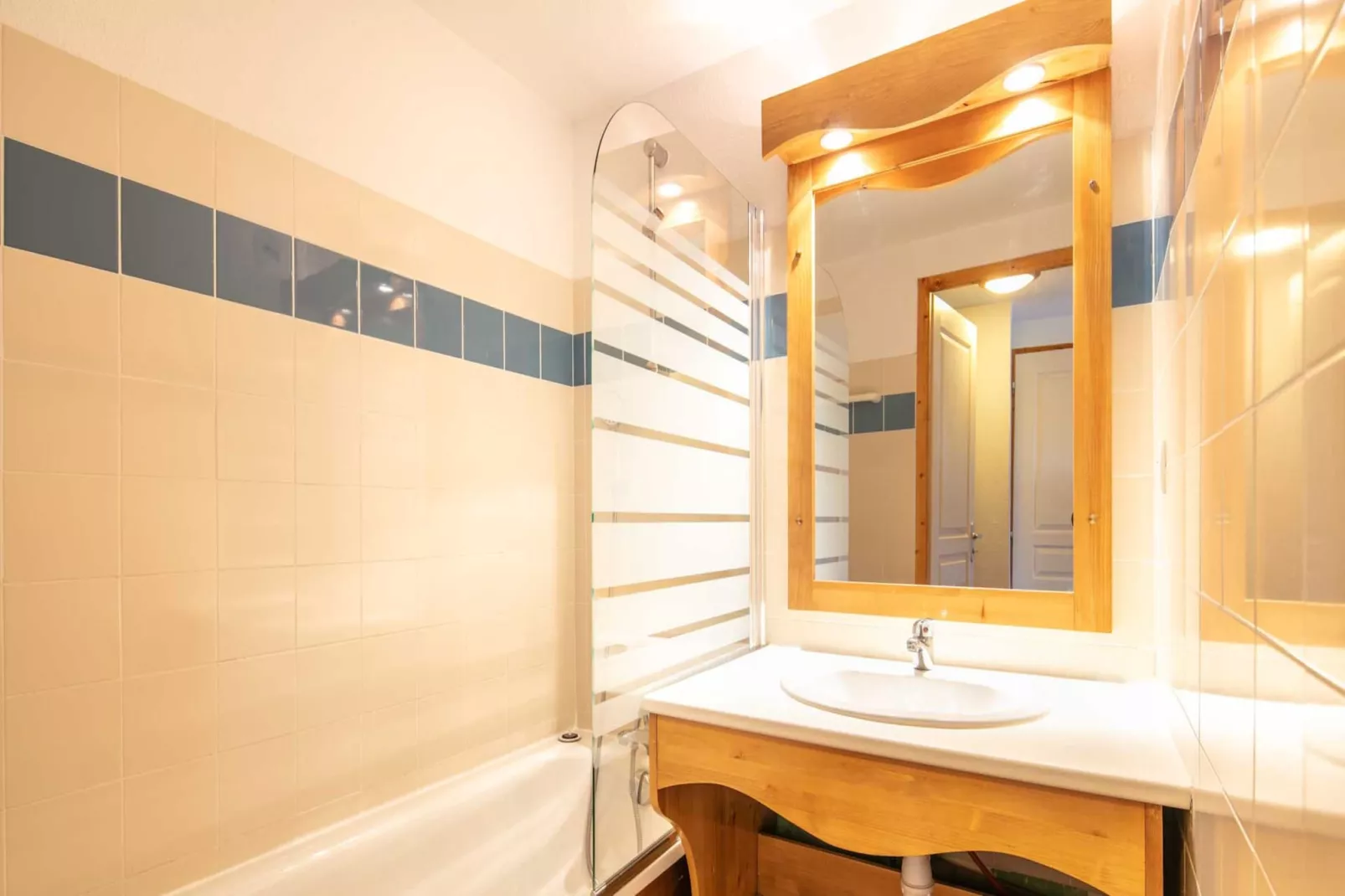 V du Bachat Asters E N°11 - 2P6-Bathroom