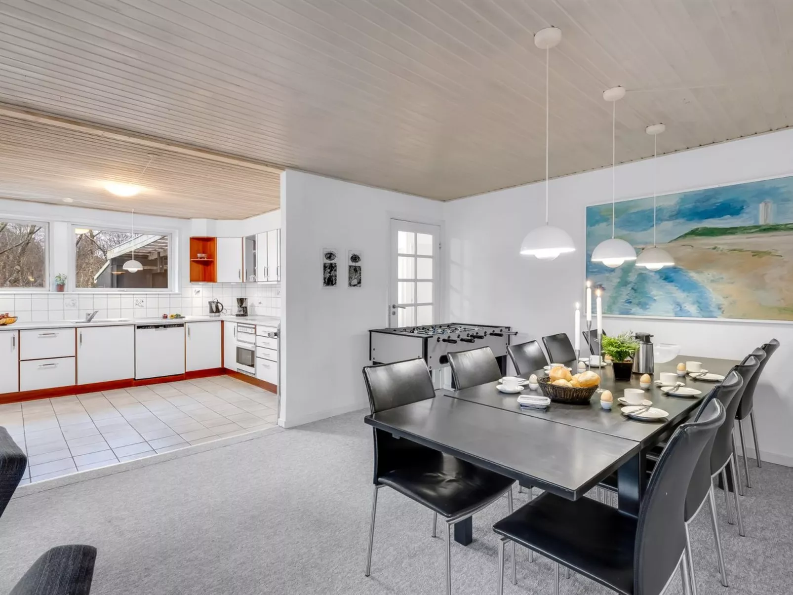 "Steffan" - 1.8km from the sea-Inside
