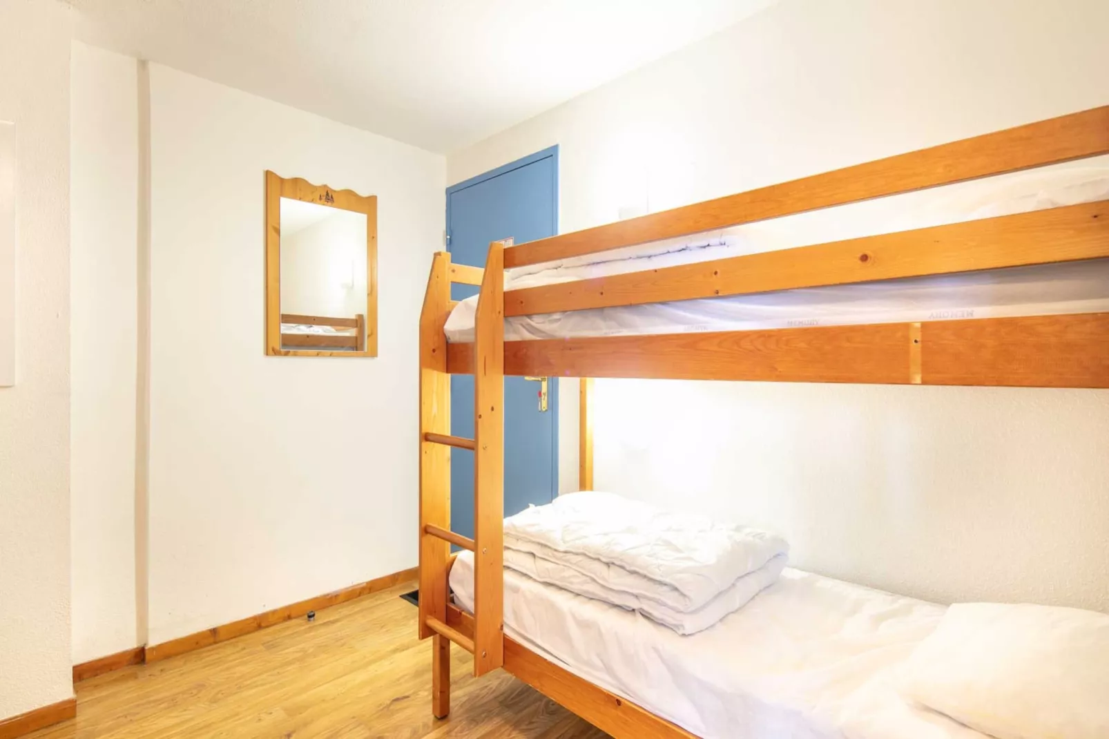V du Bachat Sorbiers E N°32 - ST6-Bedroom