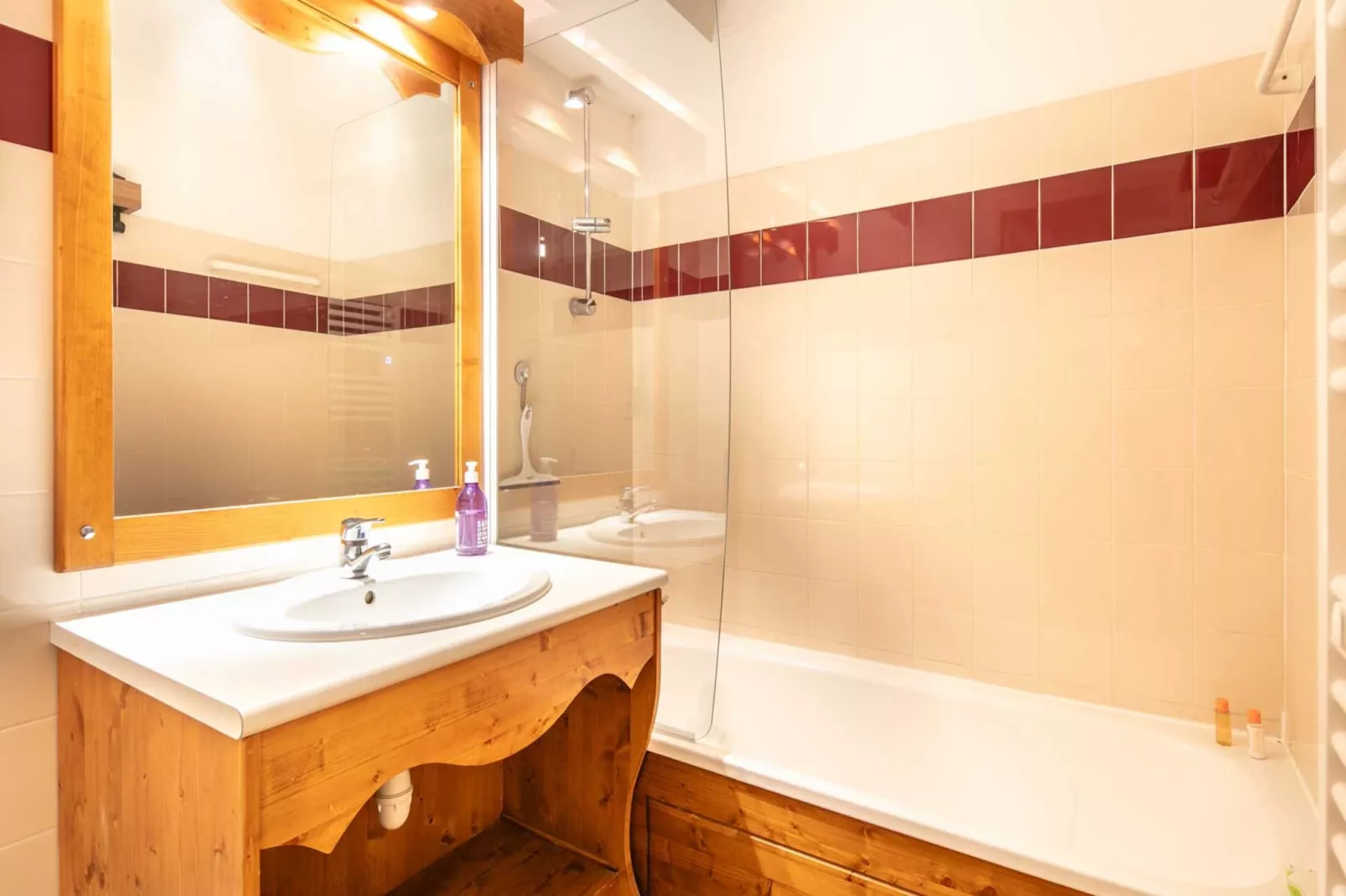 V du Bachat Arolles A N°03 - 2P6-Bathroom