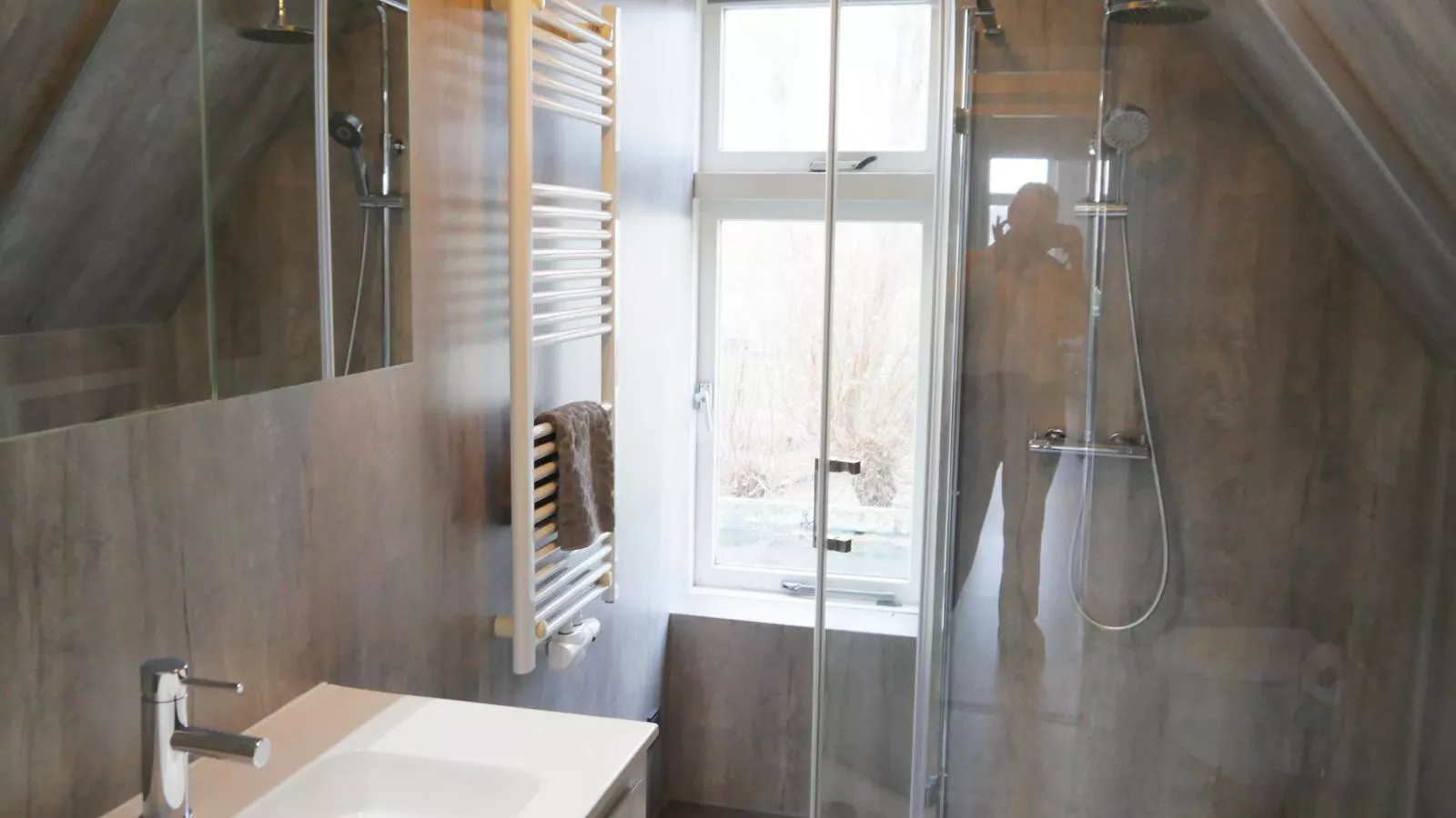 Bollenzicht-Badezimmer
