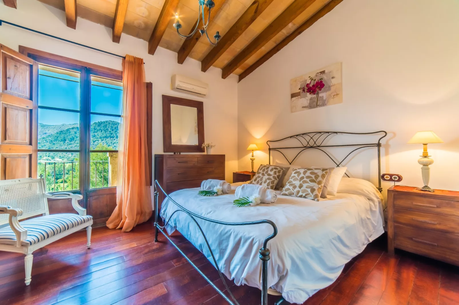Caselles Petit-Bedroom