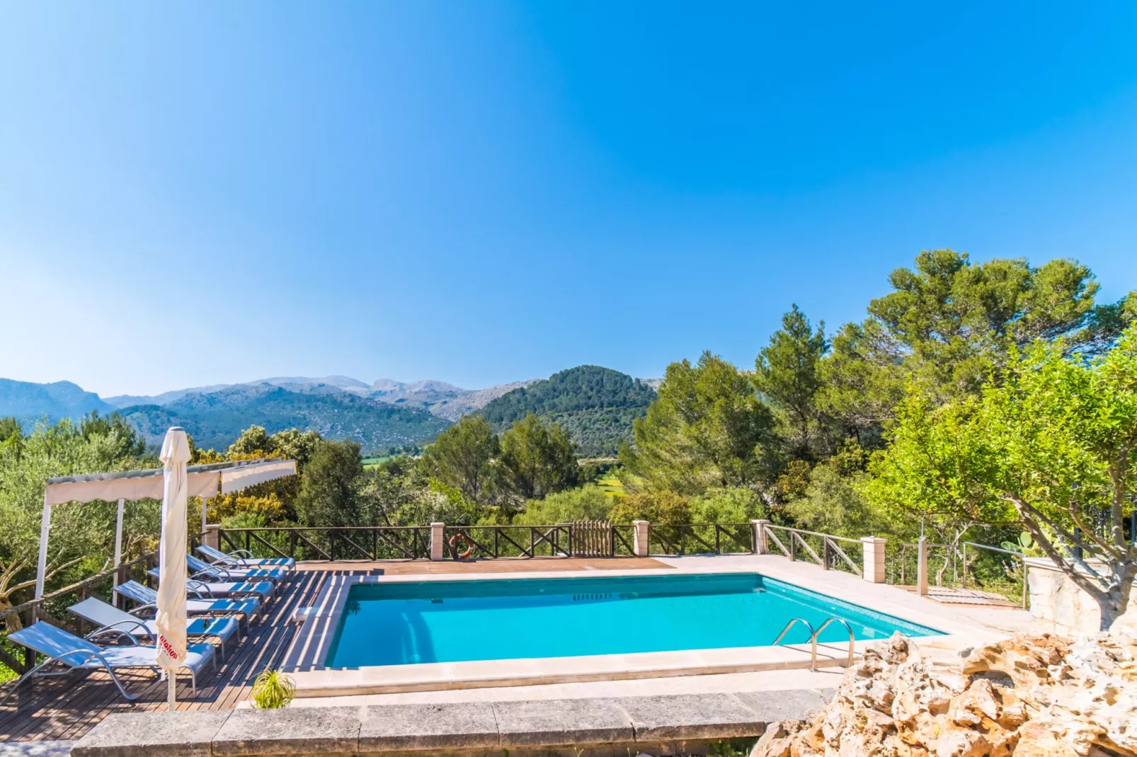 Caselles Petit-Pool