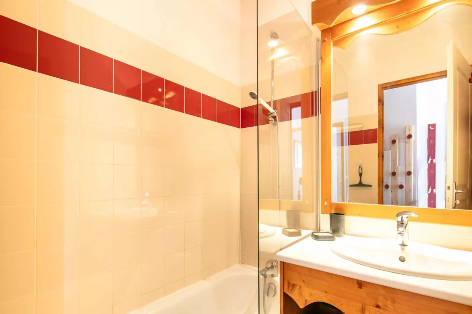 V. du Bachat EPICEA B N°01 - 3P6-Bathroom