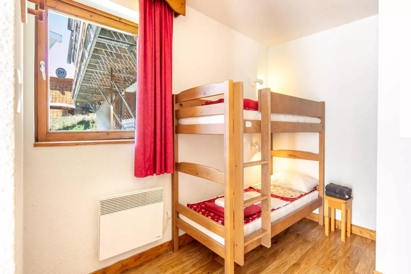 V. du Bachat ASTERS A N°04  - ST4-Bedroom