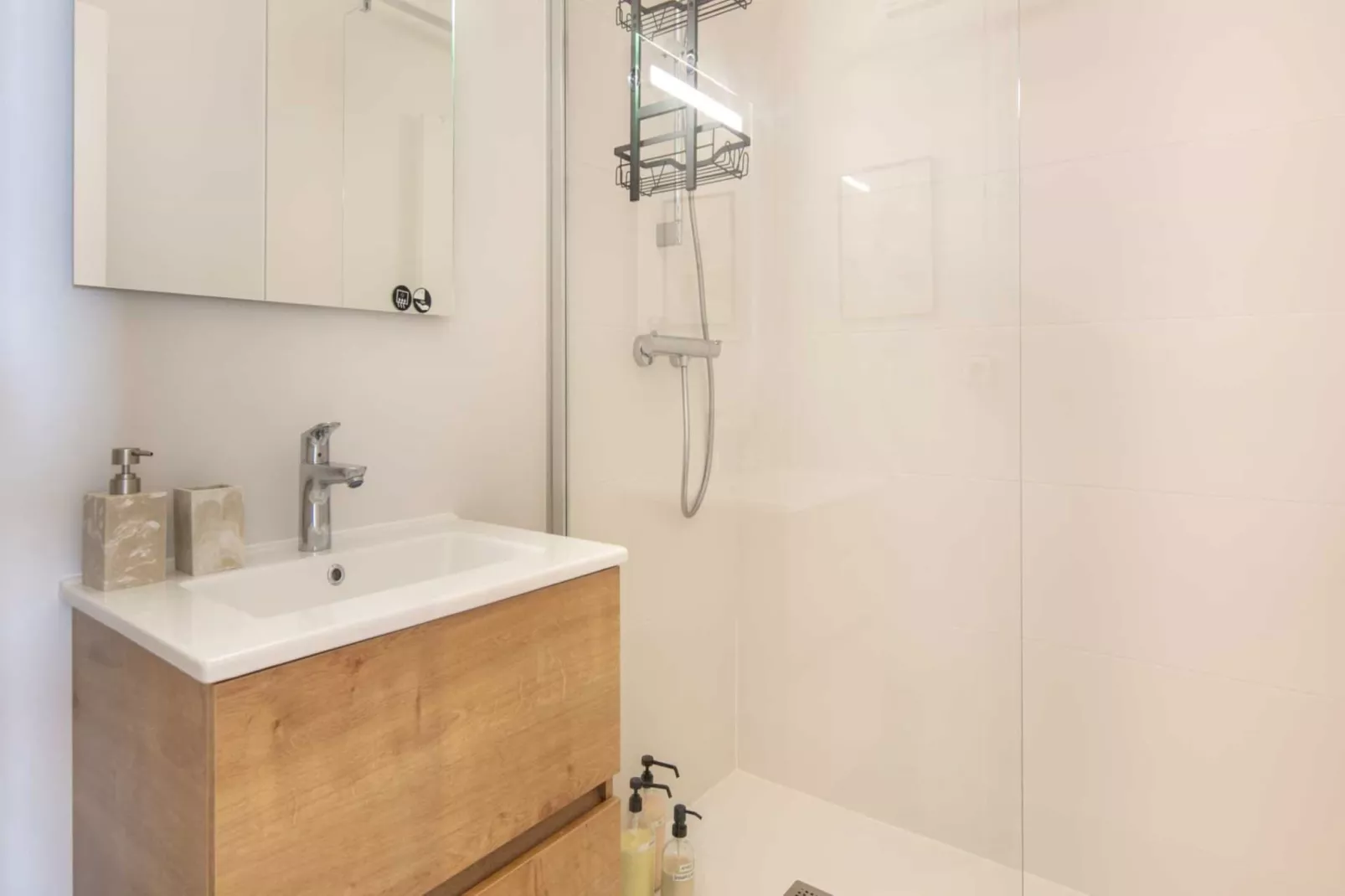 CYTISES N°305 - 2P4-Bathroom