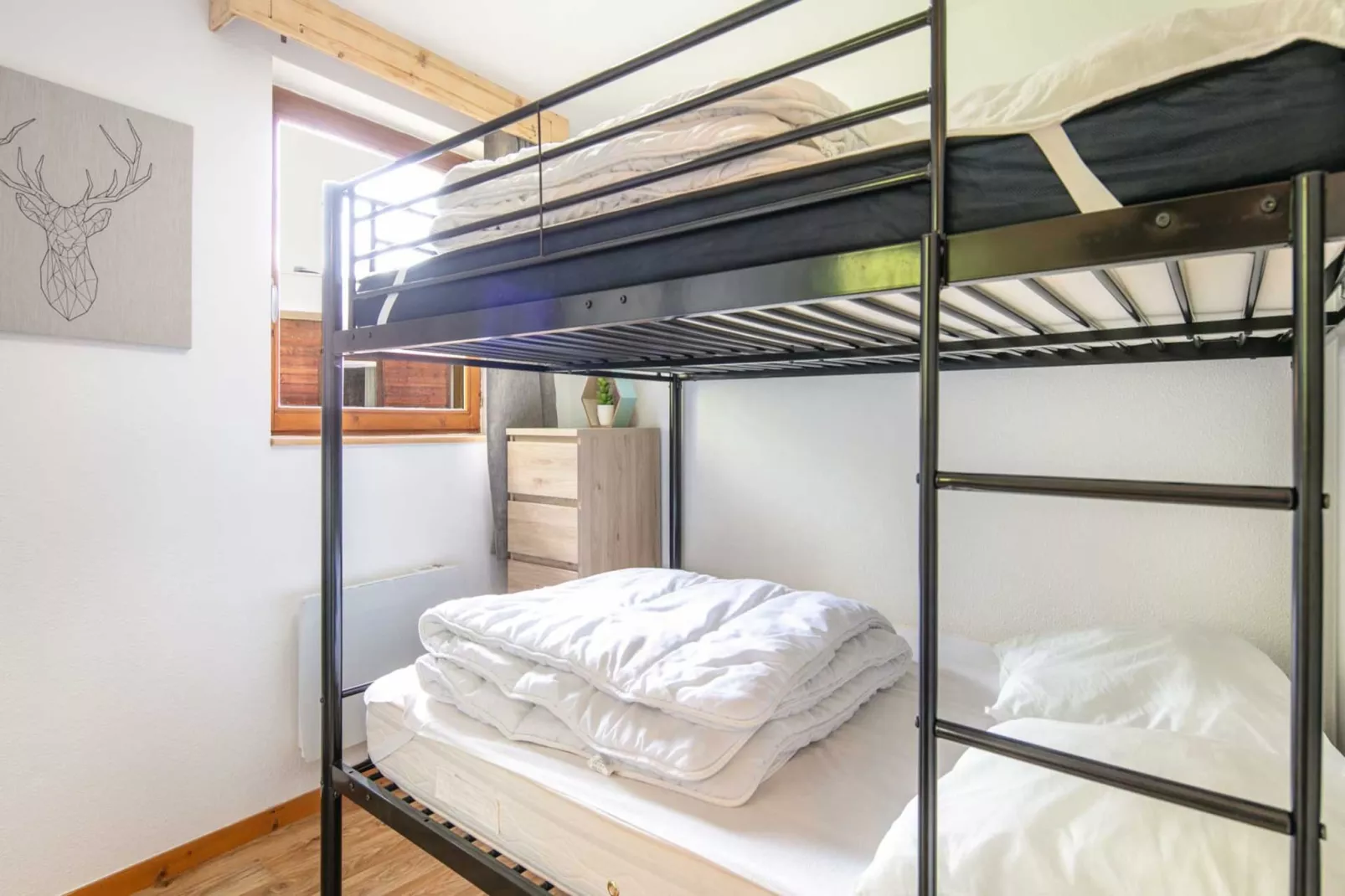 V. DU BACHAT MELEZES C N°23 - ST5-Bedroom