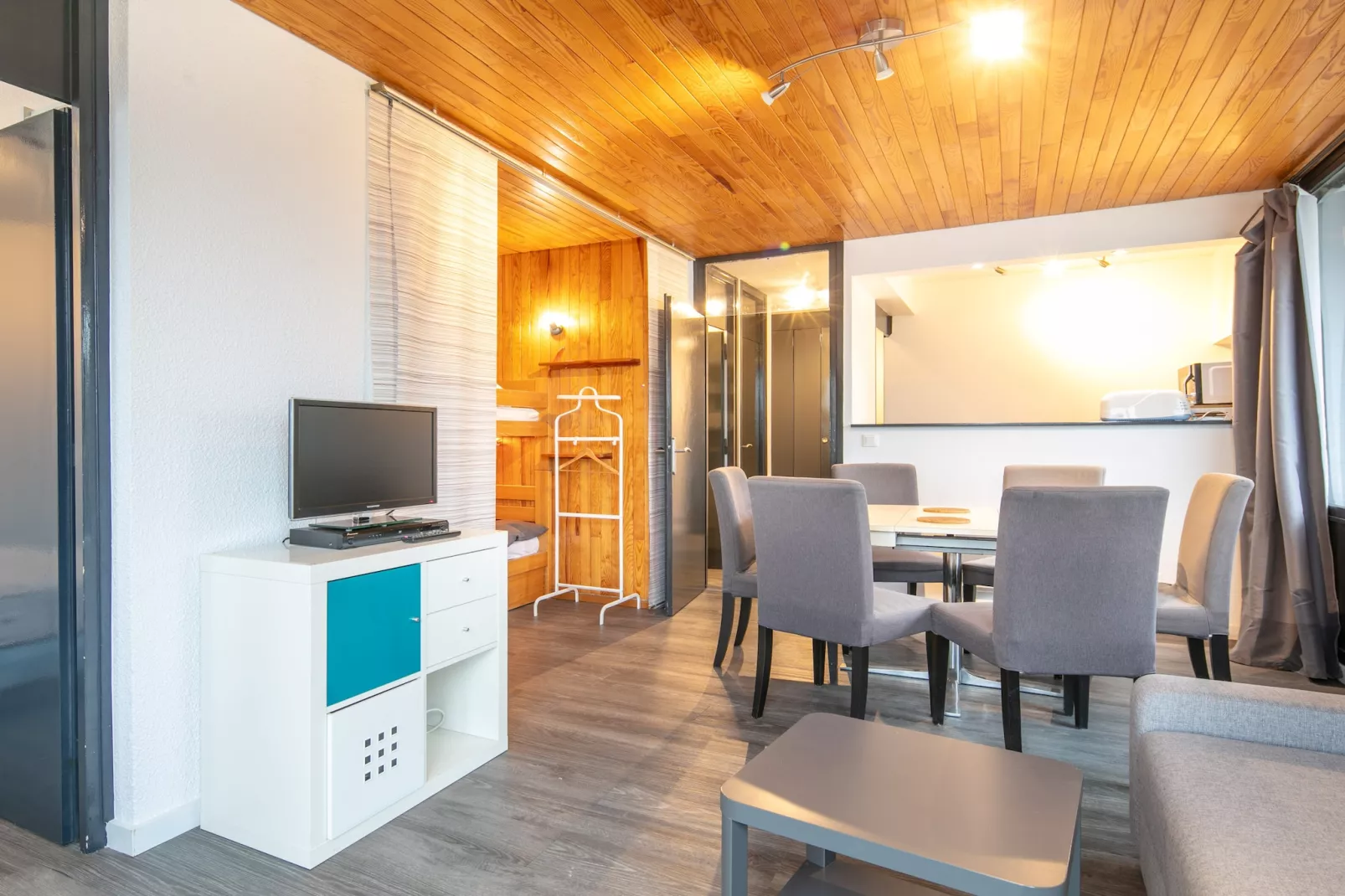Lauzière  N°30 - 2P6-Living room
