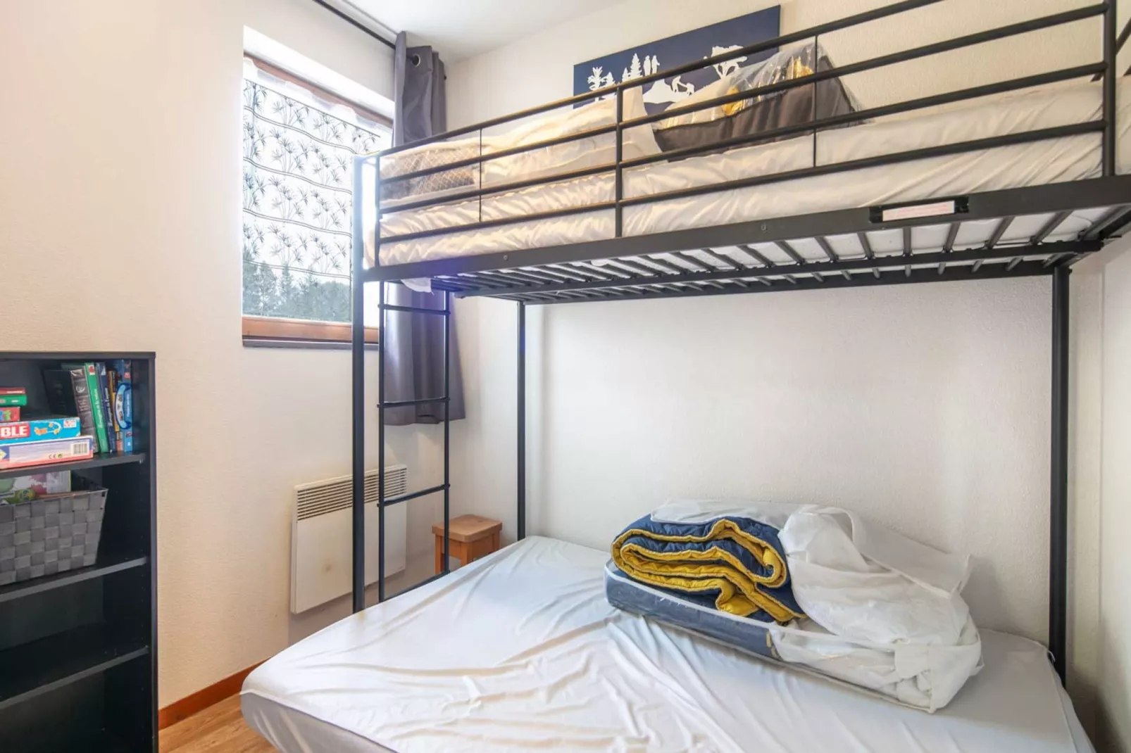 V du Bachat Melezes E N°13 - 2P5-Bedroom