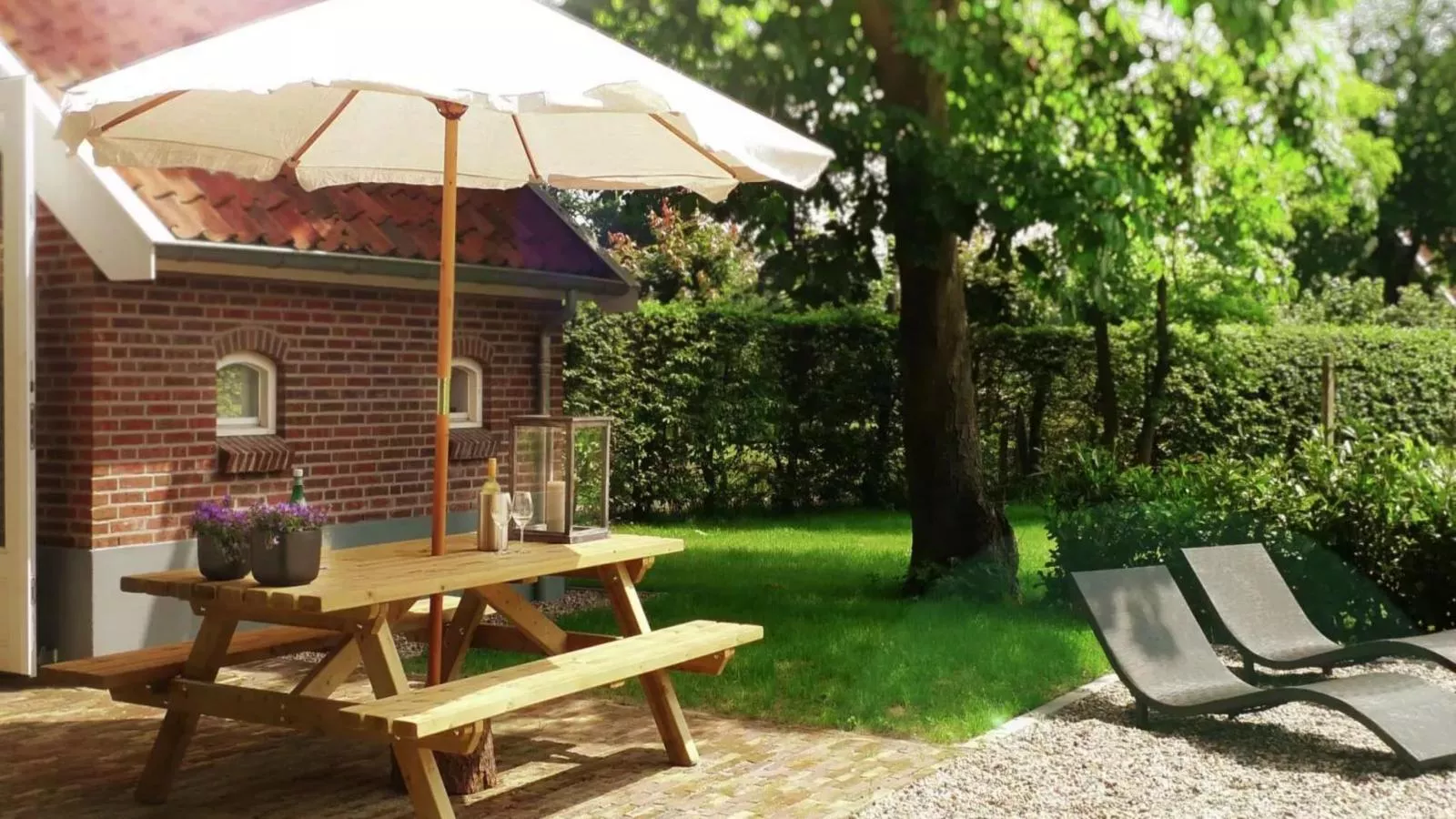 Design Lodge Twente-Gardens summer