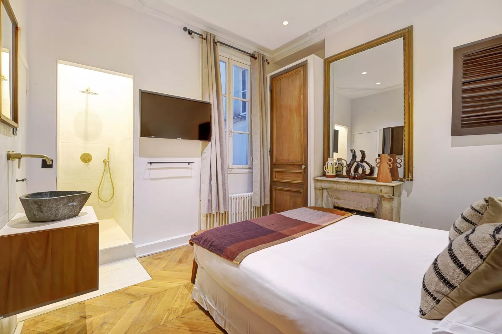 EC-55-ECURIES-Chambre