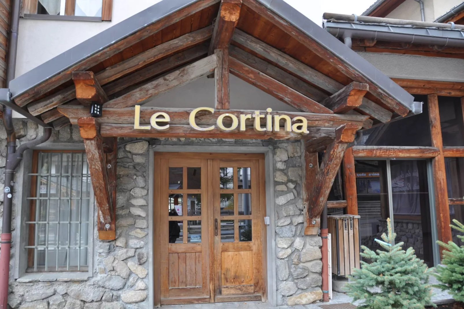 Cortina N°11 - 4P8-Exterior summer