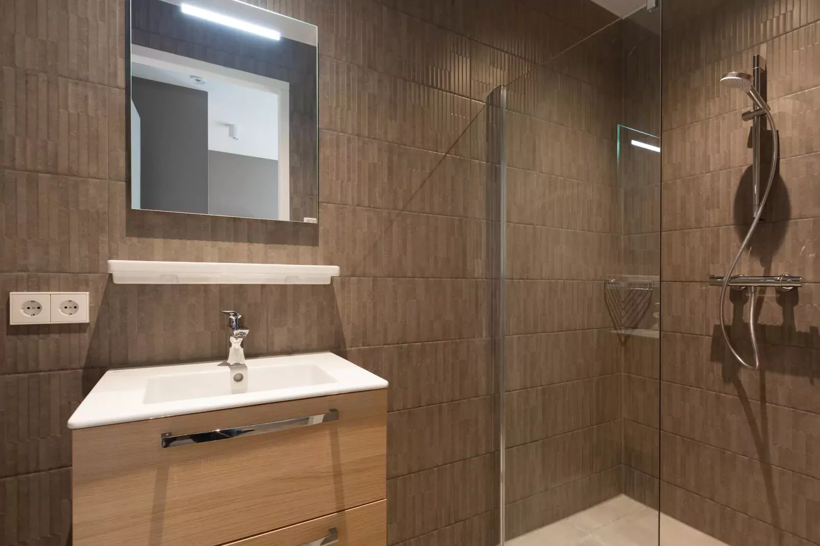 Maurits 7-Bathroom
