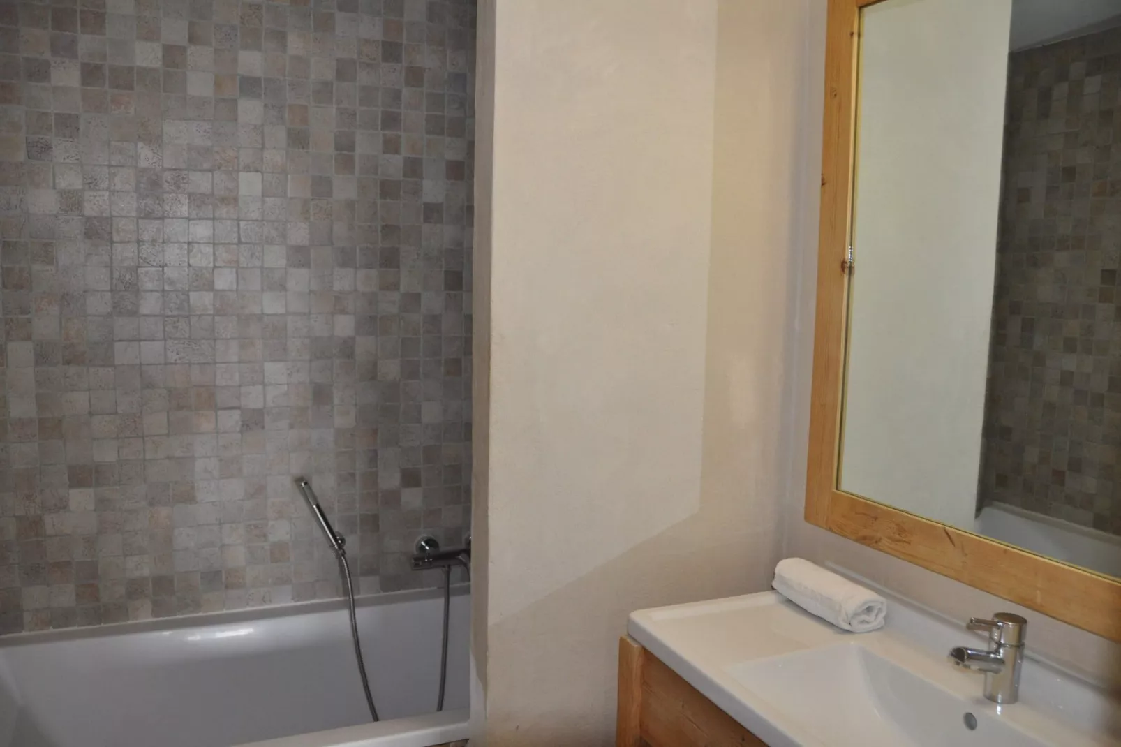 Cortina N°51 - 5P10-Bathroom